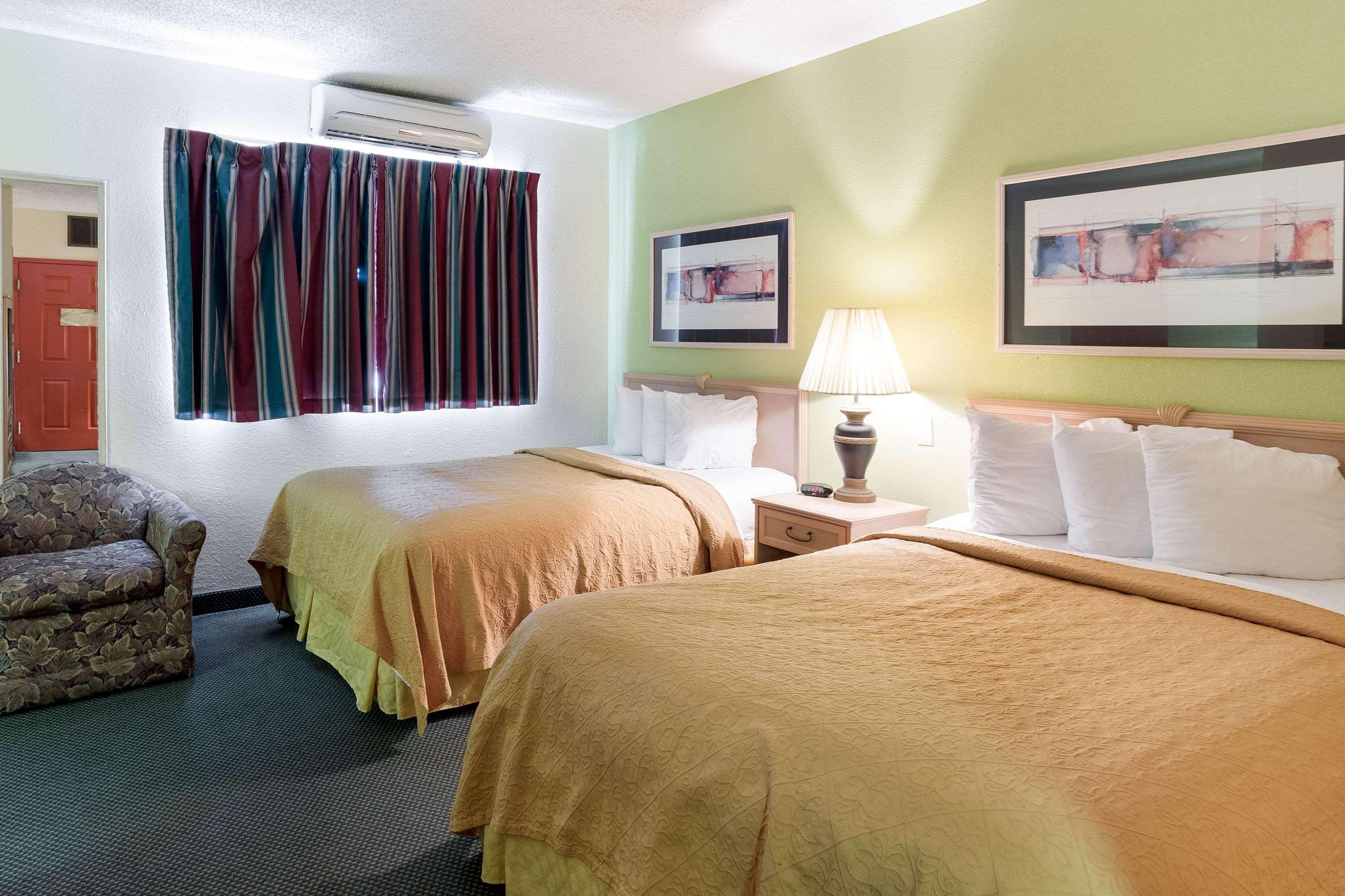 Quality Inn & Suites Paragould Bagian luar foto