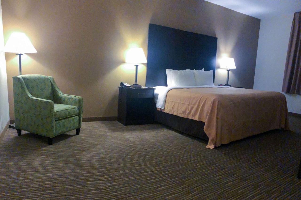 Quality Inn & Suites Paragould Bagian luar foto